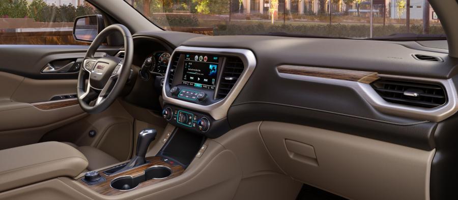 Интерьер GMC Acadia Denali 2016 года  (фото 27 из 33)